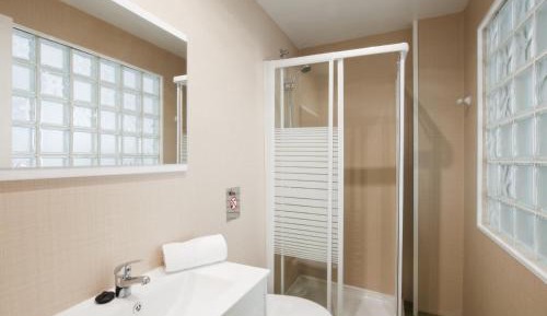 Two-Bedroom Apartment (4 Adults)