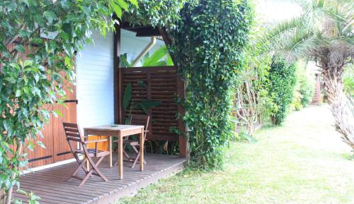 Bungalow Standard Suite