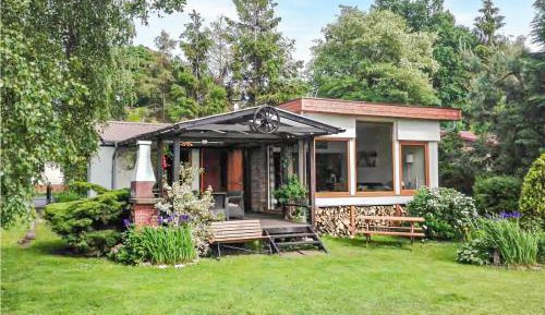 Three-Bedroom Holiday Home 