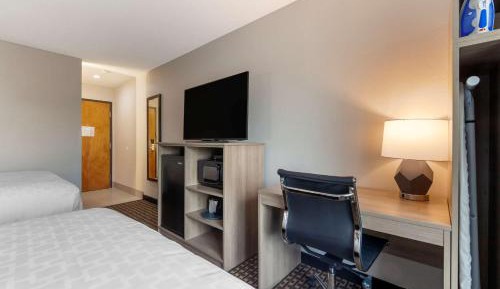 Queen Room with Two Queen Beds - Non-Smoking