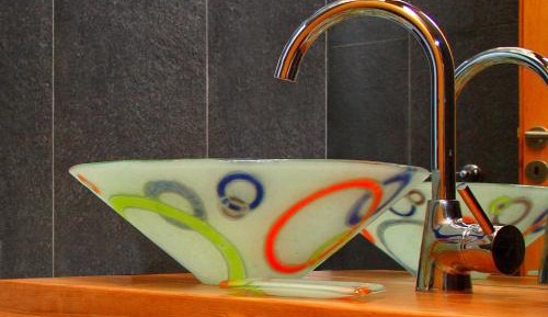 One-Bedroom Apartment with Balcony