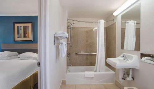 Suite with Two Queen Beds