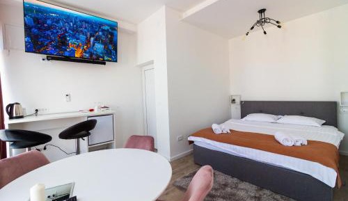 Deluxe Double Room with Extra Bed