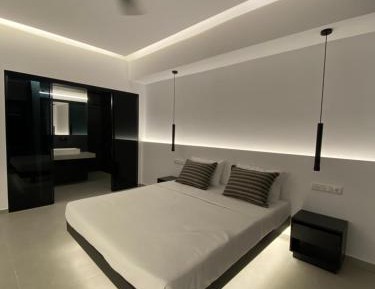 King Suite with Balcony