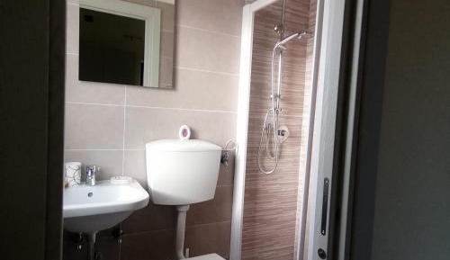Double Room (1 Adult + 1 Child)