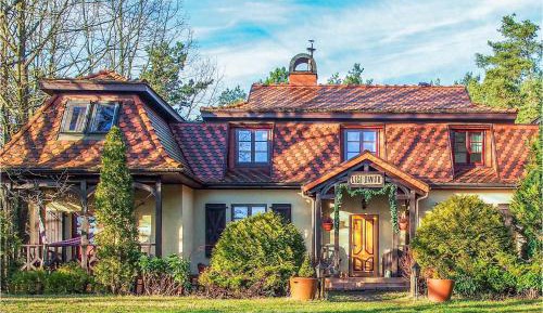 Four-Bedroom Holiday Home