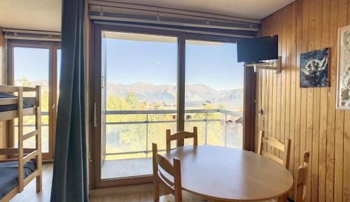 Apartment (4 Adults)