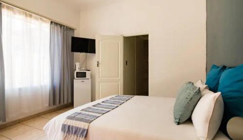 Deluxe Double Room with Shower