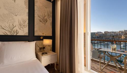 Superior Double or Twin Room with Sea View