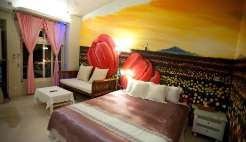 Deluxe King Room with Garden View
