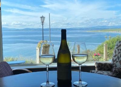 Studio Apartment with Sea View