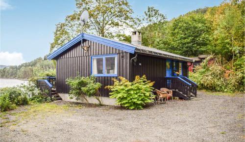 Three-Bedroom Holiday Home 