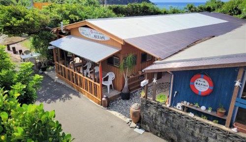 Twin Room with Private External Bathroom