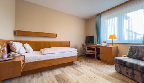 Classic Single Room