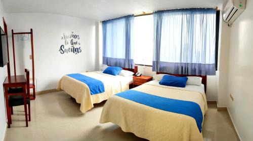 Standard Queen Room with Two Queen Beds