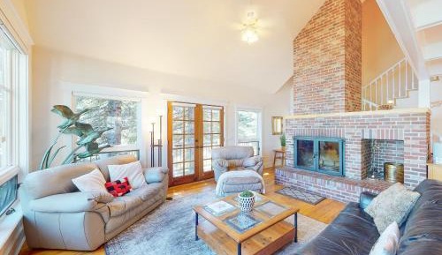 Four bedroom holiday home 