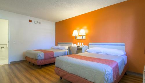 Quadruple Room - Disability Access - Roll in Shower