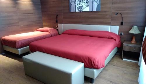 Triple Room with Private Bathroom