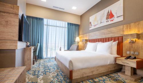 King Room with Mountain View