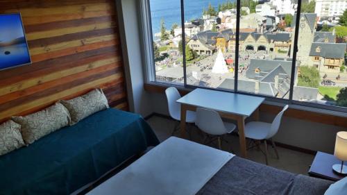 Apartment with Lake View