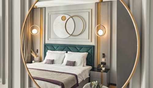 Deluxe Double or Twin Room with City View