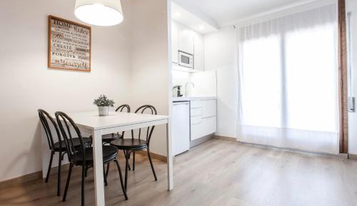 Studio (4 Adults)