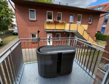 Apartment with Shower