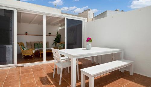 Three-Bedroom Superior Apartment