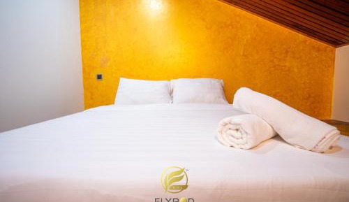 Queen Room with Shared Bathroom