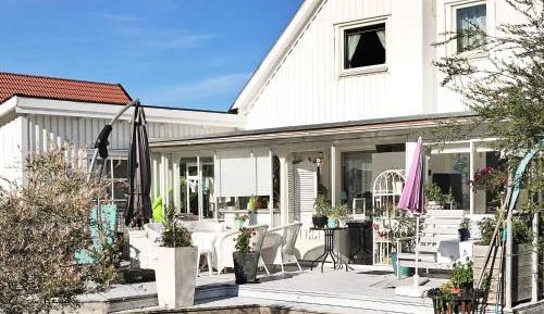 Three-Bedroom Vacation Home 