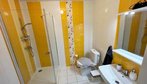 Queen Suite