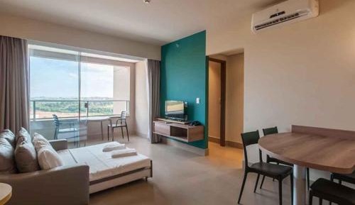 Deluxe One-Bedroom Suite (2 Adults + 2 Children under 12 years old)