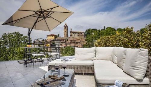 Apartment with Terrace