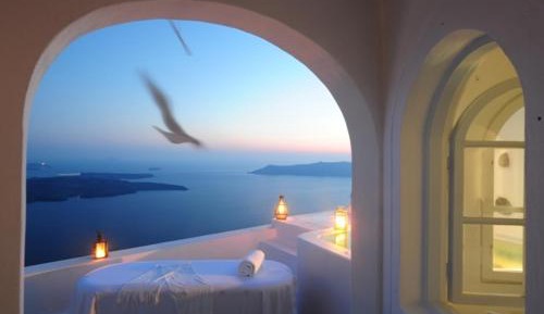 Private Suite with Outdoor Plunge Pool