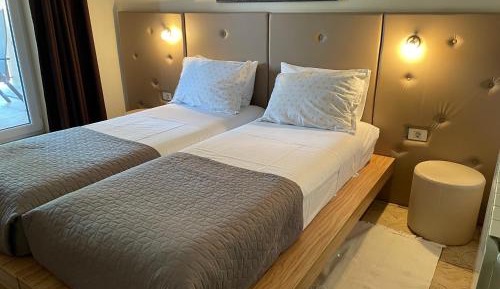 Twin Room with Balcony