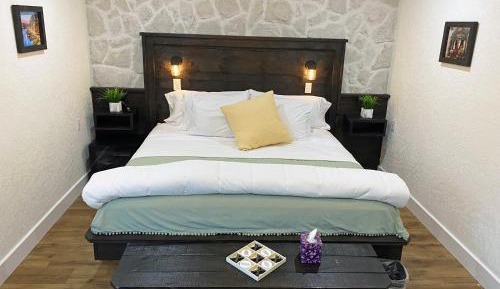 King Room with Balcony
