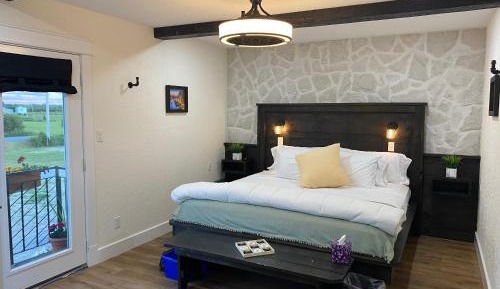 King Room with Balcony