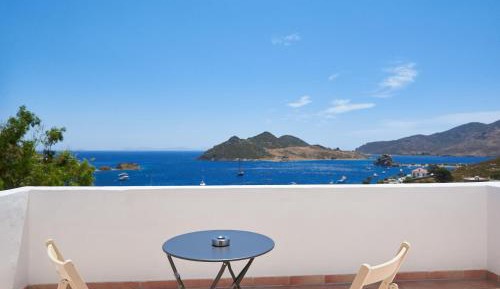 Standard Triple Room with Sea View