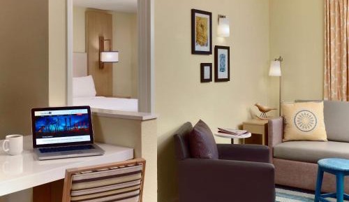 One-Bedroom Double Suite with Two Double Beds