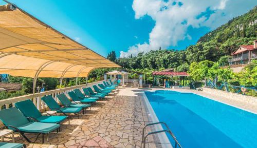 Superior One-Bedroom Apartment with Balcony
