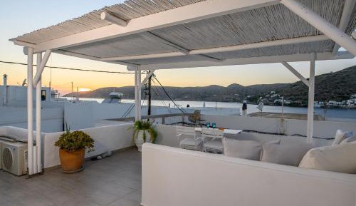 Deluxe Suite with Sea View