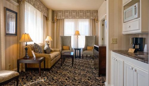 One-Bedroom Suite