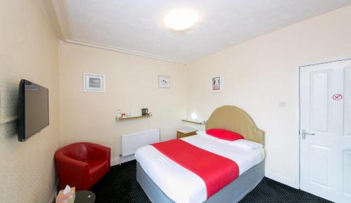 Double Room (1 Adult)