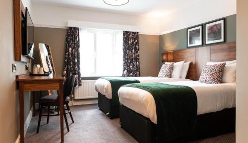Standard Twin Room