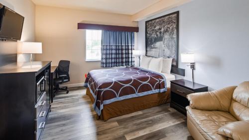 Queen Room - Mobility Access/Non-Smoking