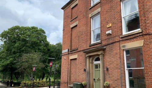 Apartment with Garden View