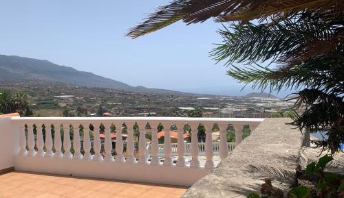 One-Bedroom Apartment with Sea View (2 Adults)