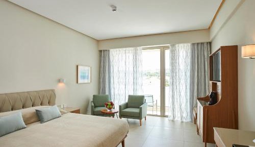 Deluxe Inland View Room