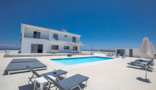 Villa with Sea View