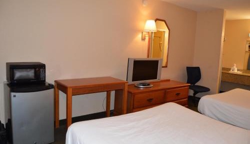 Queen Room with Two Queen Beds - Non-Smoking